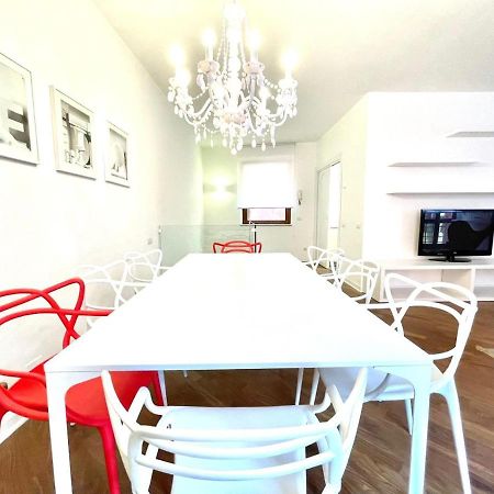 Domus Verona - Ampia Moderna Casa Su 2 Piani Nel Cuore Di ヴェローナ エクステリア 写真