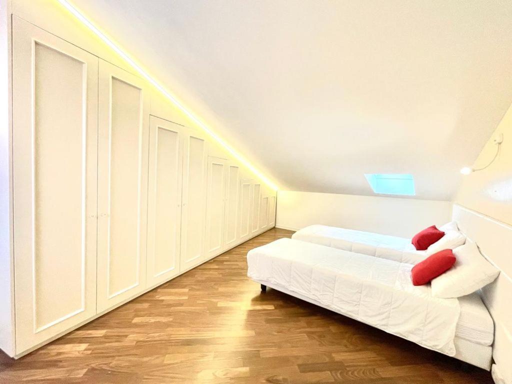Domus Verona - Ampia Moderna Casa Su 2 Piani Nel Cuore Di ヴェローナ エクステリア 写真
