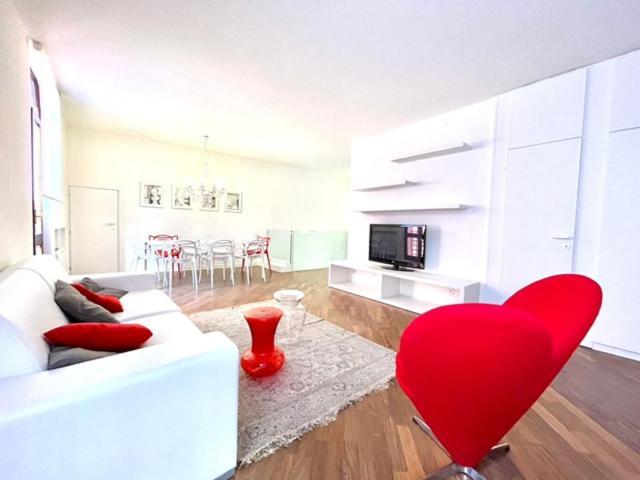 Domus Verona - Ampia Moderna Casa Su 2 Piani Nel Cuore Di ヴェローナ エクステリア 写真